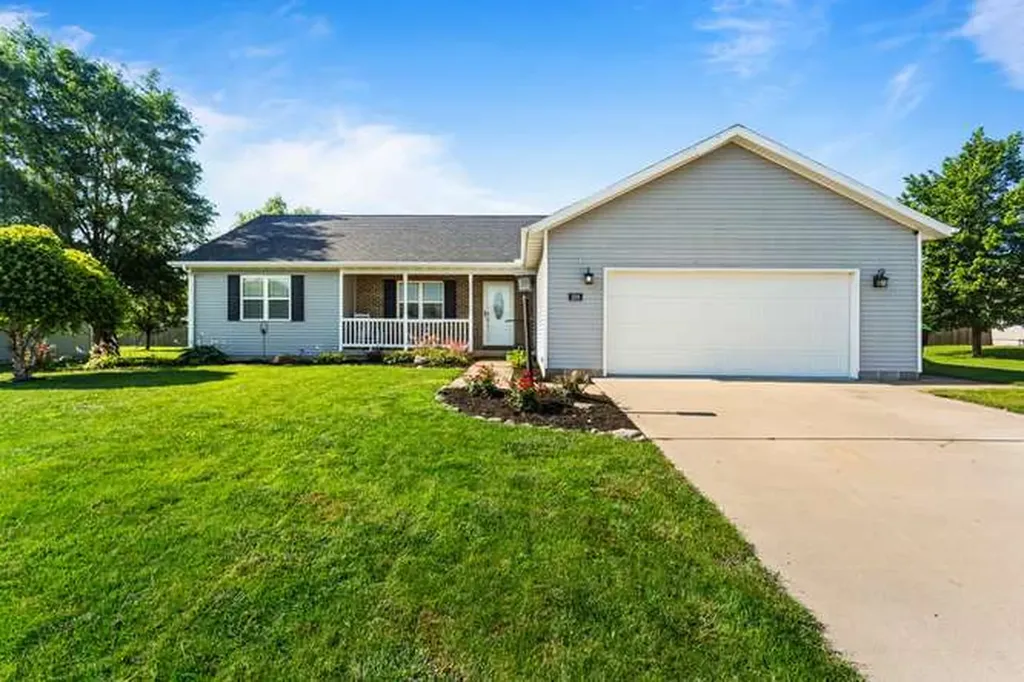 509 Landen Lane Fisher IL 61843