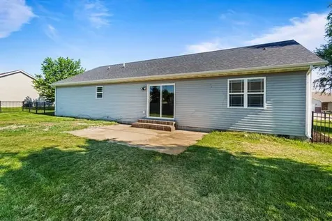 509 Landen Lane Fisher IL 61843