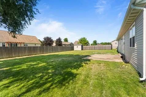 509 Landen Lane Fisher IL 61843