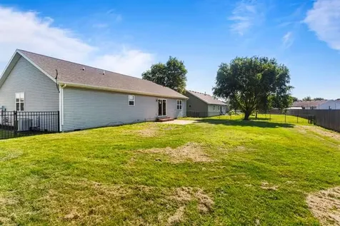 509 Landen Lane Fisher IL 61843