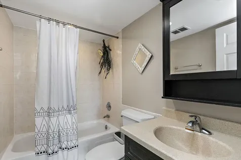 1 Renaissance Place Palatine IL 60067