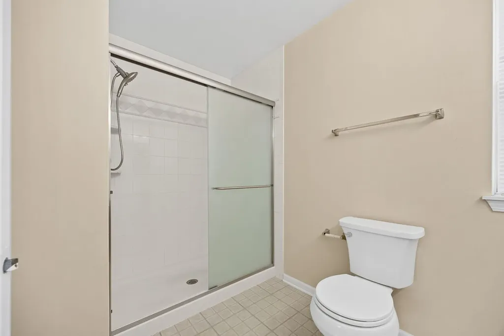 1644 Windward Avenue Naperville IL 60563
