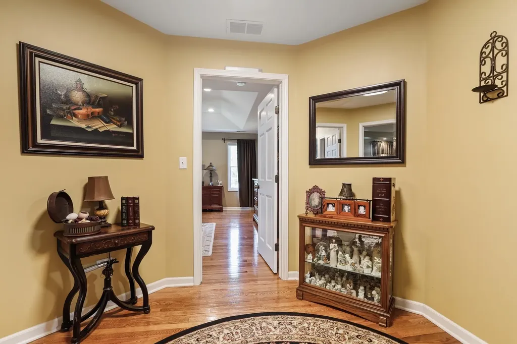 3S631 West Avenue Warrenville IL 60555