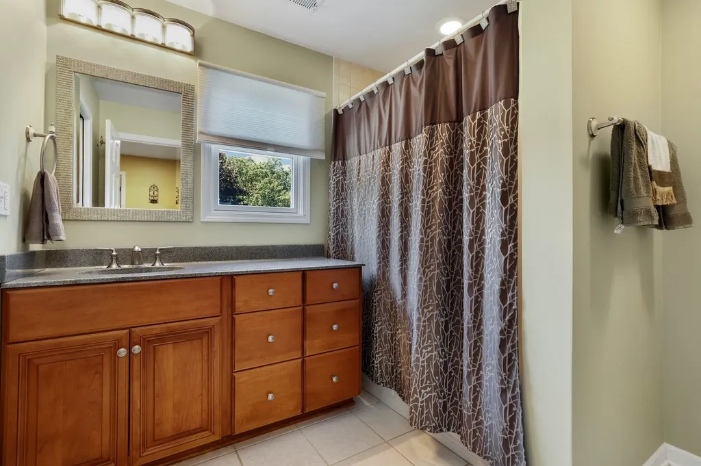 3S631 West Avenue Warrenville IL 60555