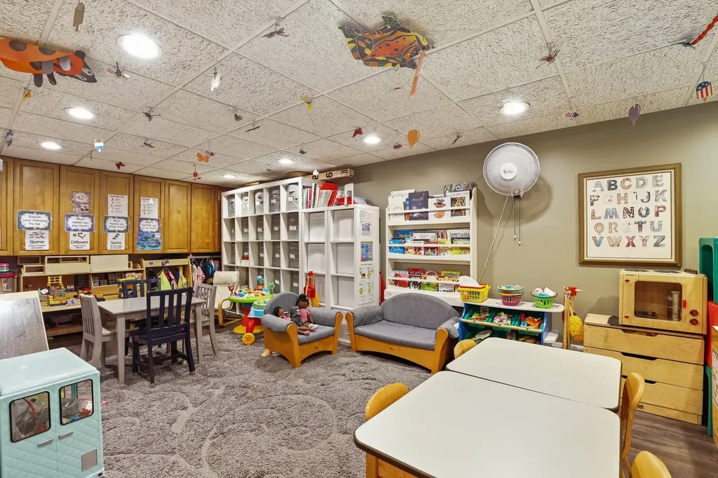 3S631 West Avenue Warrenville IL 60555