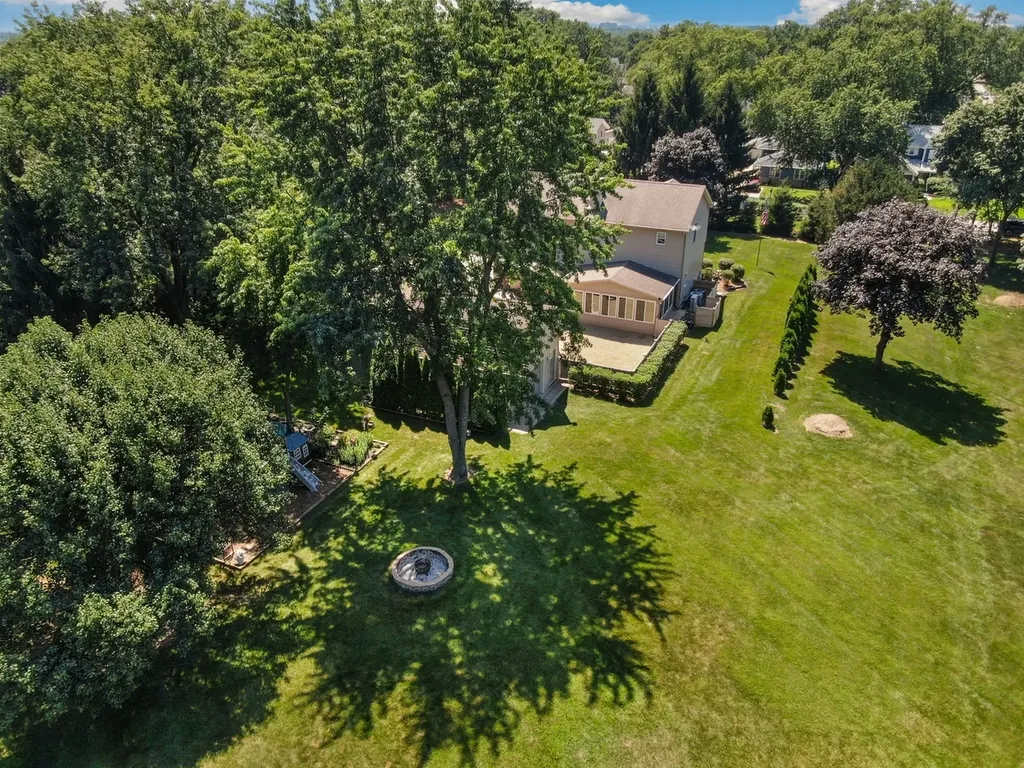 3S631 West Avenue Warrenville IL 60555