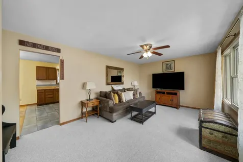 924 Suzy Street Sandwich IL 60548