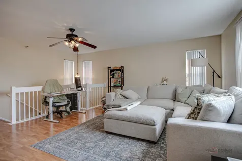 1401 Orleans Drive Mundelein IL 60060