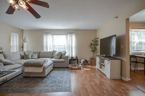 1401 Orleans Drive Mundelein IL 60060