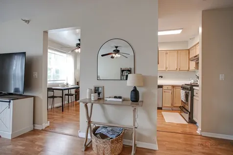 1401 Orleans Drive Mundelein IL 60060