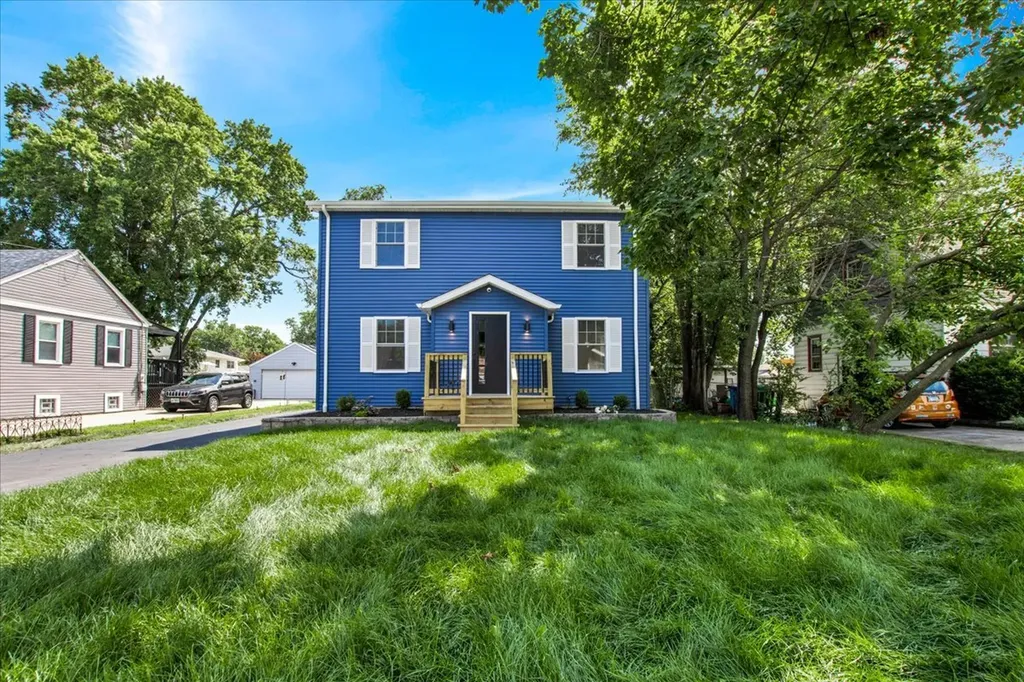 10753 South Neenah Avenue Worth IL 60482
