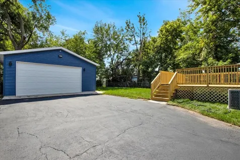 10753 South Neenah Avenue Worth IL 60482