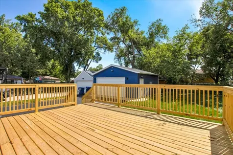 10753 South Neenah Avenue Worth IL 60482