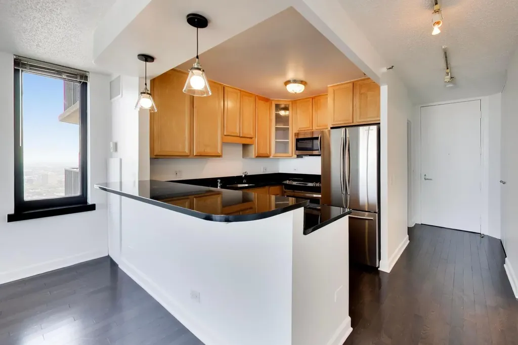 3660 North Lake Shore Drive Chicago IL 60613