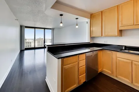 3660 North Lake Shore Drive Chicago IL 60613