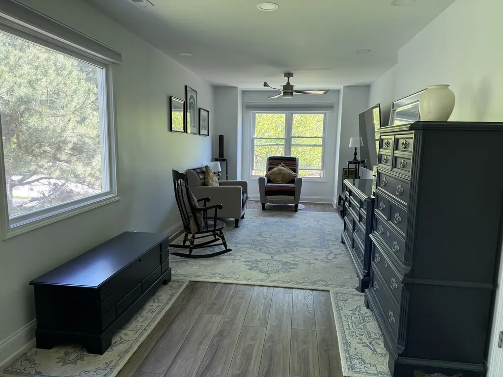 227 Spring Creek Circle Schaumburg IL 60173