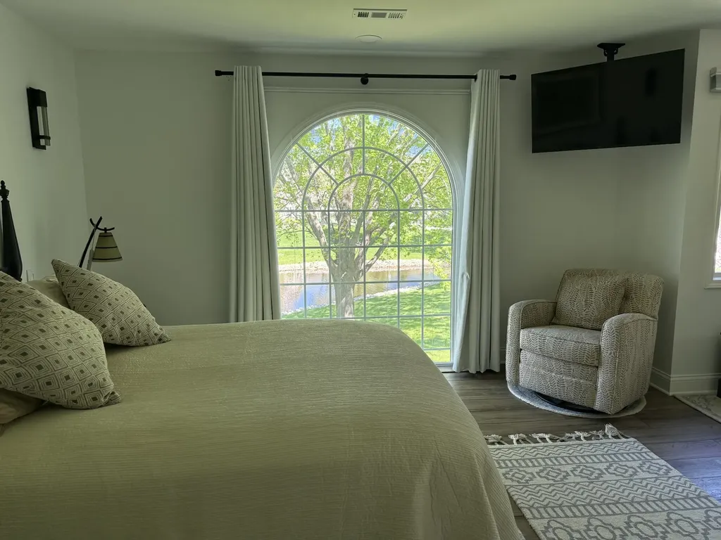 227 Spring Creek Circle Schaumburg IL 60173
