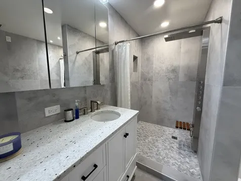 227 Spring Creek Circle Schaumburg IL 60173