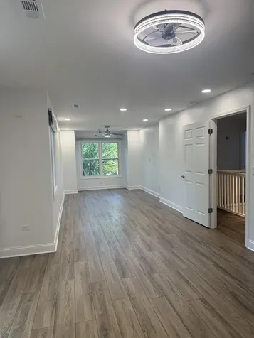 227 Spring Creek Circle Schaumburg IL 60173