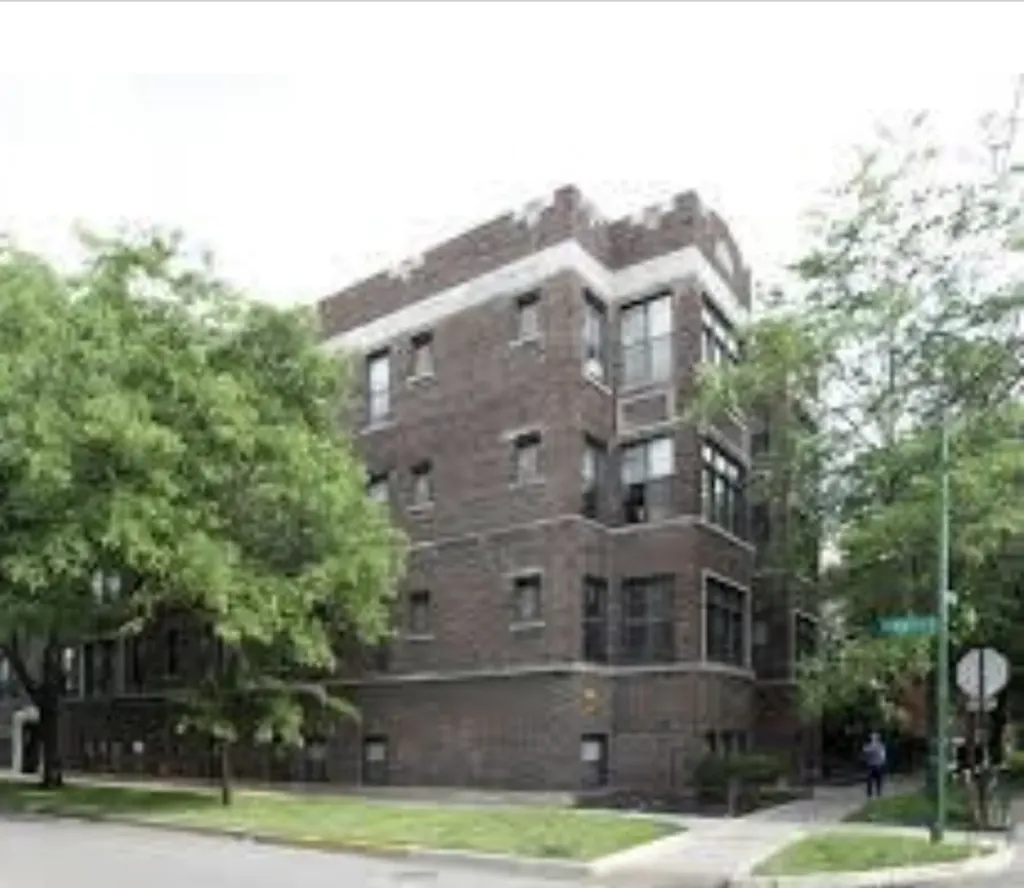5403 South Harper Avenue Chicago IL 60615