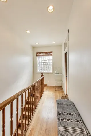 4553 South Ellis Avenue Chicago IL 60653