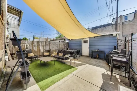 4553 South Ellis Avenue Chicago IL 60653
