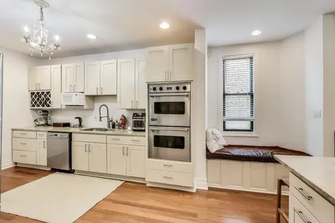 4553 South Ellis Avenue Chicago IL 60653