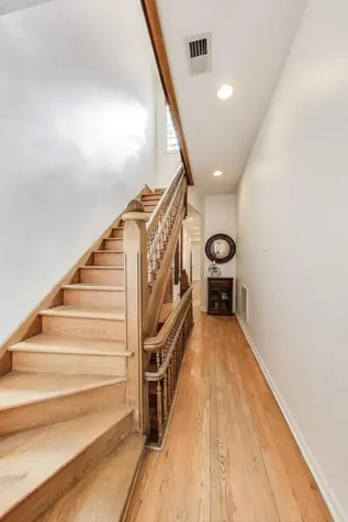 4553 South Ellis Avenue Chicago IL 60653
