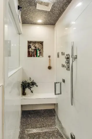 4553 South Ellis Avenue Chicago IL 60653