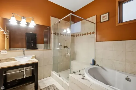 1435 West 16th Street Chicago IL 60608