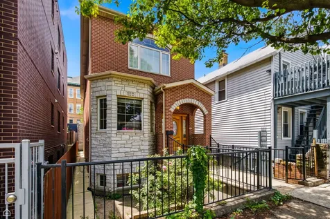 1435 West 16th Street Chicago IL 60608