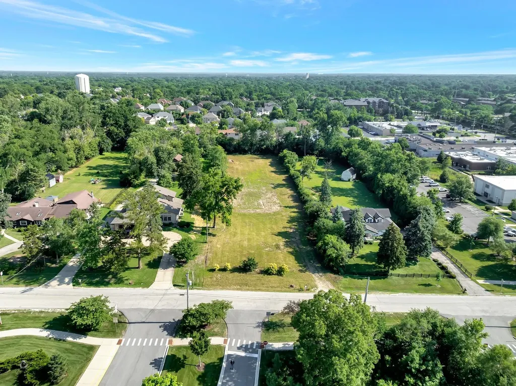 629 65TH Street Willowbrook IL 60527