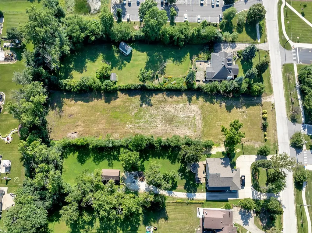 629 65TH Street Willowbrook IL 60527