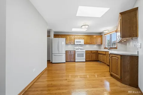 8616 Bantry Boulevard Tinley Park IL 60477