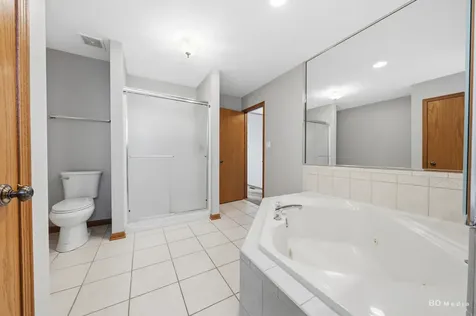 8616 Bantry Boulevard Tinley Park IL 60477