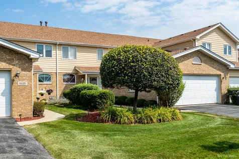 8616 Bantry Boulevard Tinley Park IL 60477