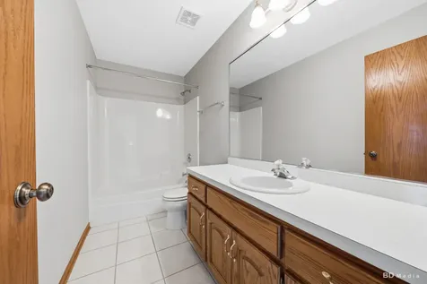 8616 Bantry Boulevard Tinley Park IL 60477