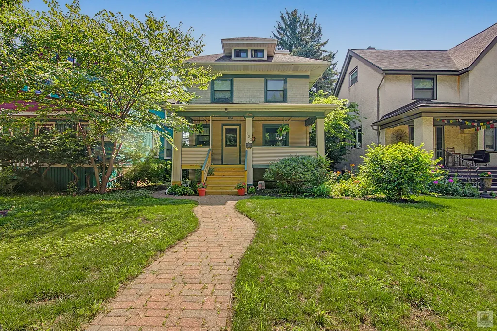 120 South Harvey Avenue Oak Park IL 60302