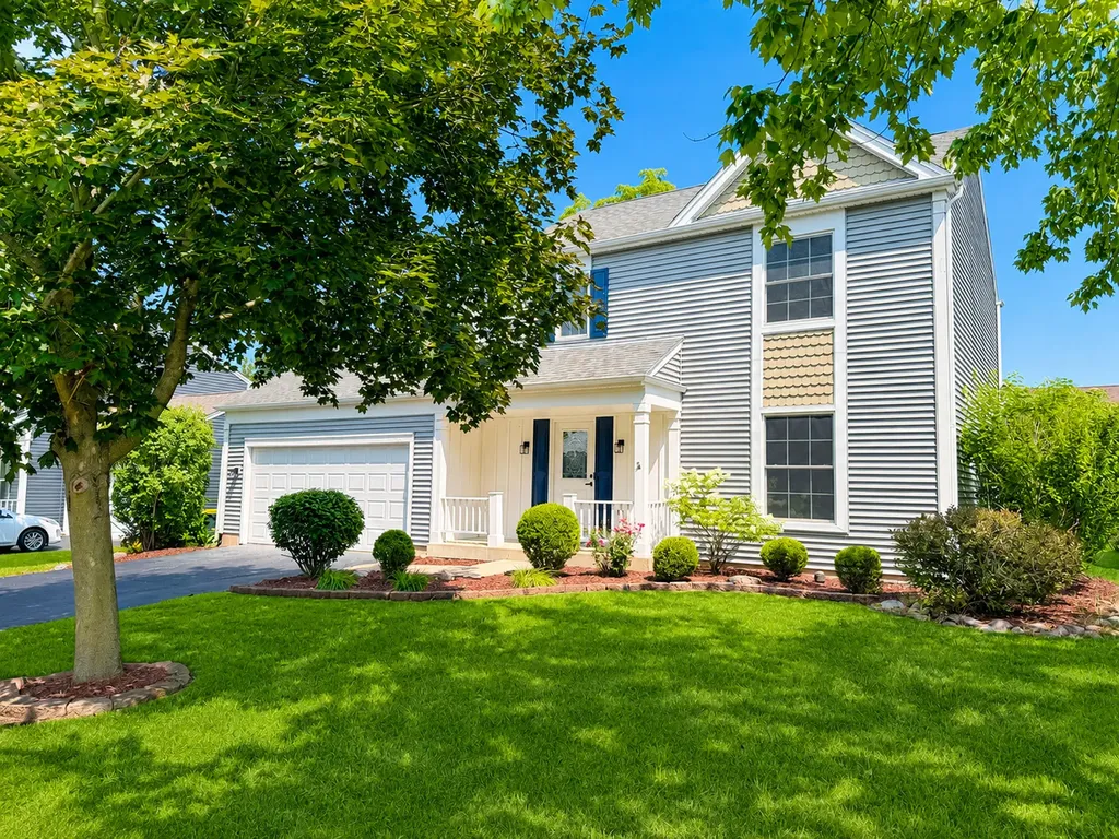1279 Bison Trail Carol Stream IL 60188