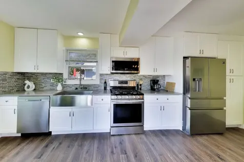 3230 Cashmore Road Waukegan IL 60087
