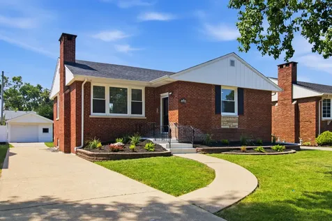 10251 Kent Street Westchester IL 60154