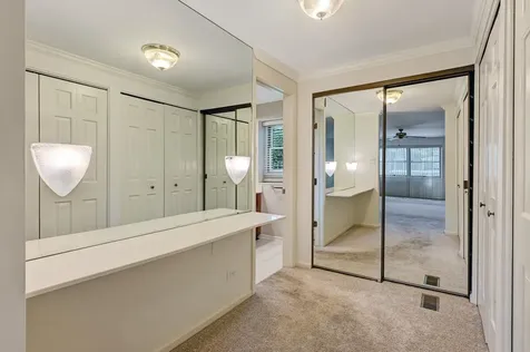 2S742 Avenue Cherbourg Oak Brook IL 60523