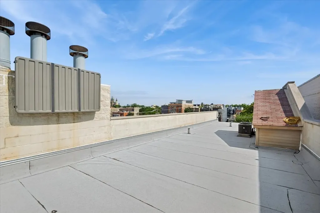 2427 West Augusta Boulevard Chicago IL 60622
