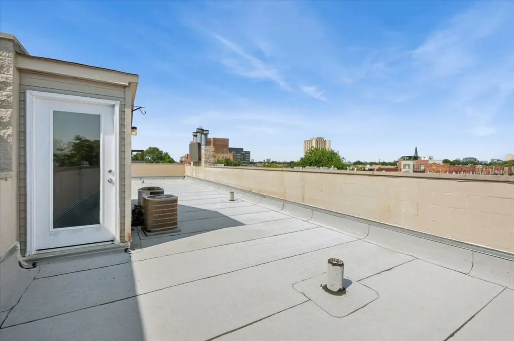 2427 West Augusta Boulevard Chicago IL 60622