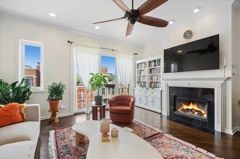 2427 West Augusta Boulevard Chicago IL 60622