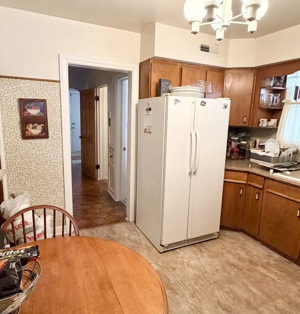 8149 South Vernon Avenue Chicago IL 60619