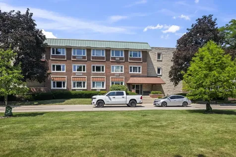 2700 East Bel Aire Drive Arlington Heights IL 60004
