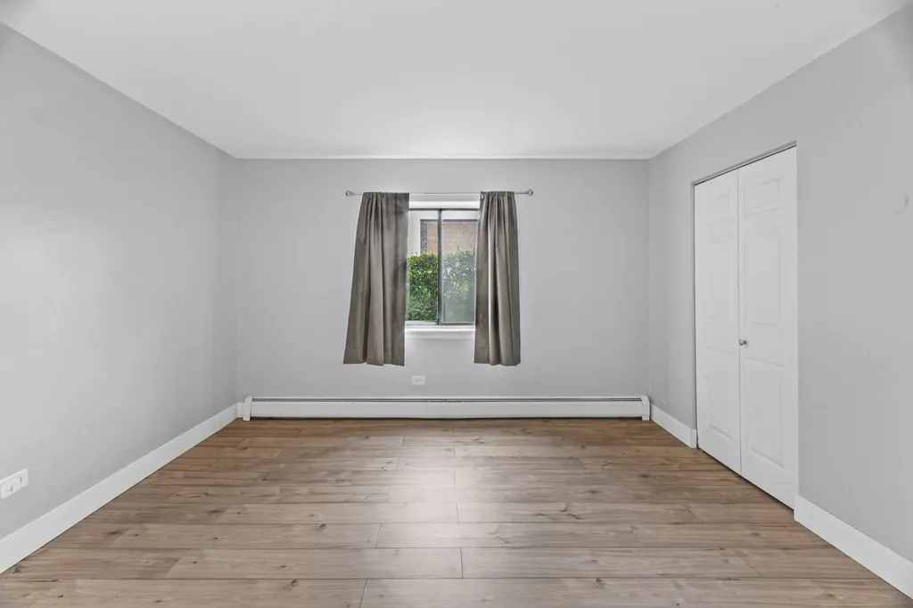 160 South La Londe Avenue Addison IL 60101