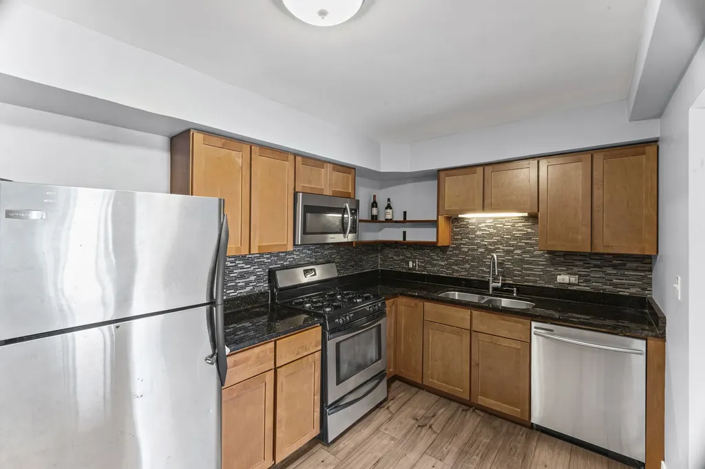 160 South La Londe Avenue Addison IL 60101