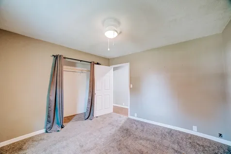 835 East Locust Street Watseka IL 60970